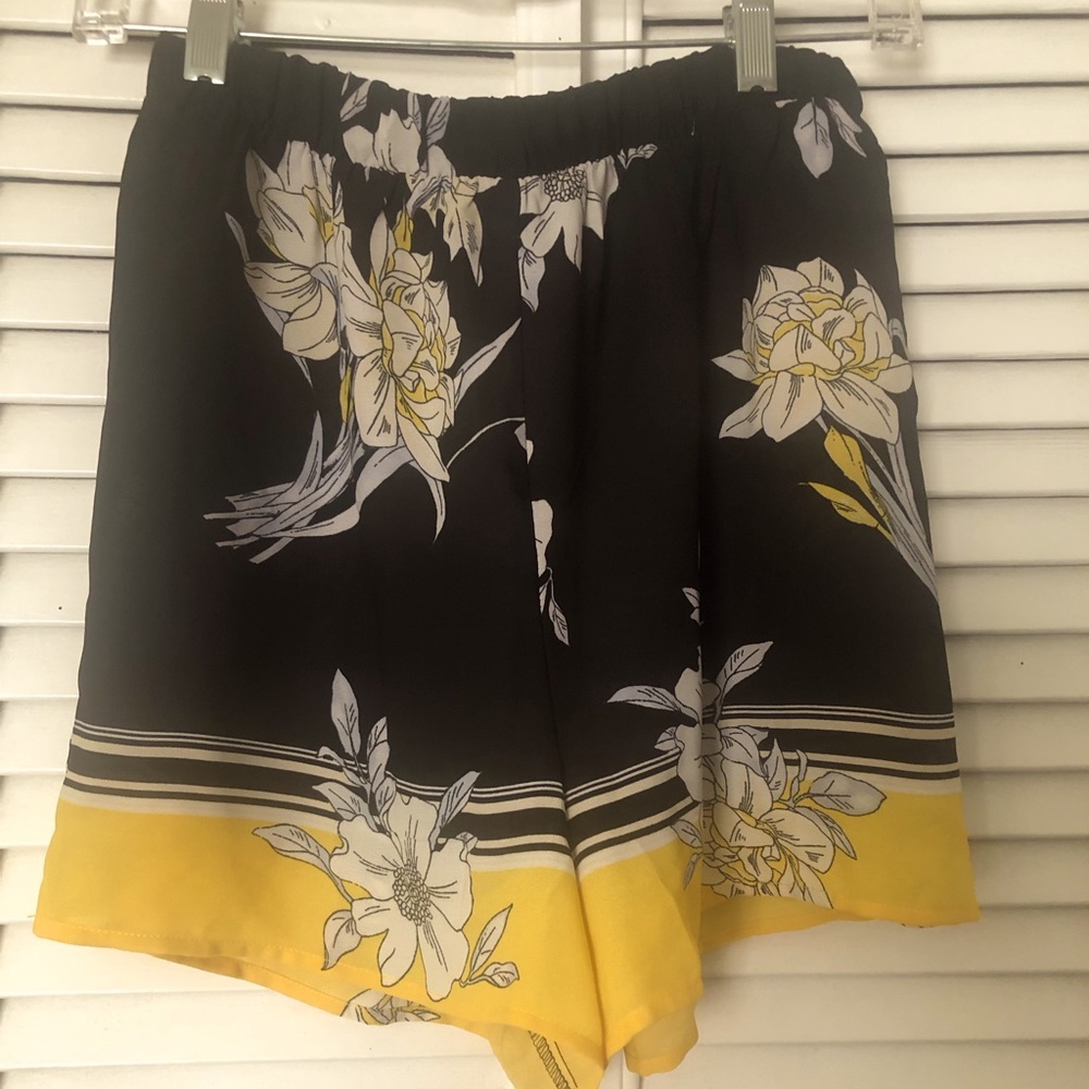 🆕 Spring is near🌻Flare shorts